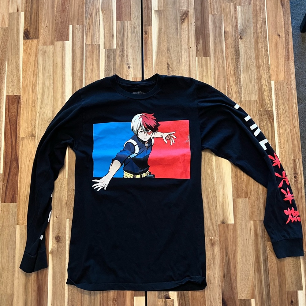 ✨HOT TOPIC ✨ MY HERO ACADEMIA SHOTO TODOROKI LONG SLEEVE(SMALL)❤️🤍